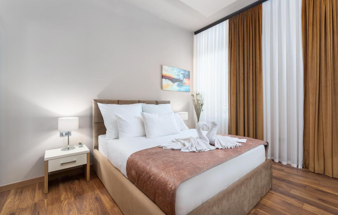 Hotel Dua Residence Пореч Екстер'єр фото