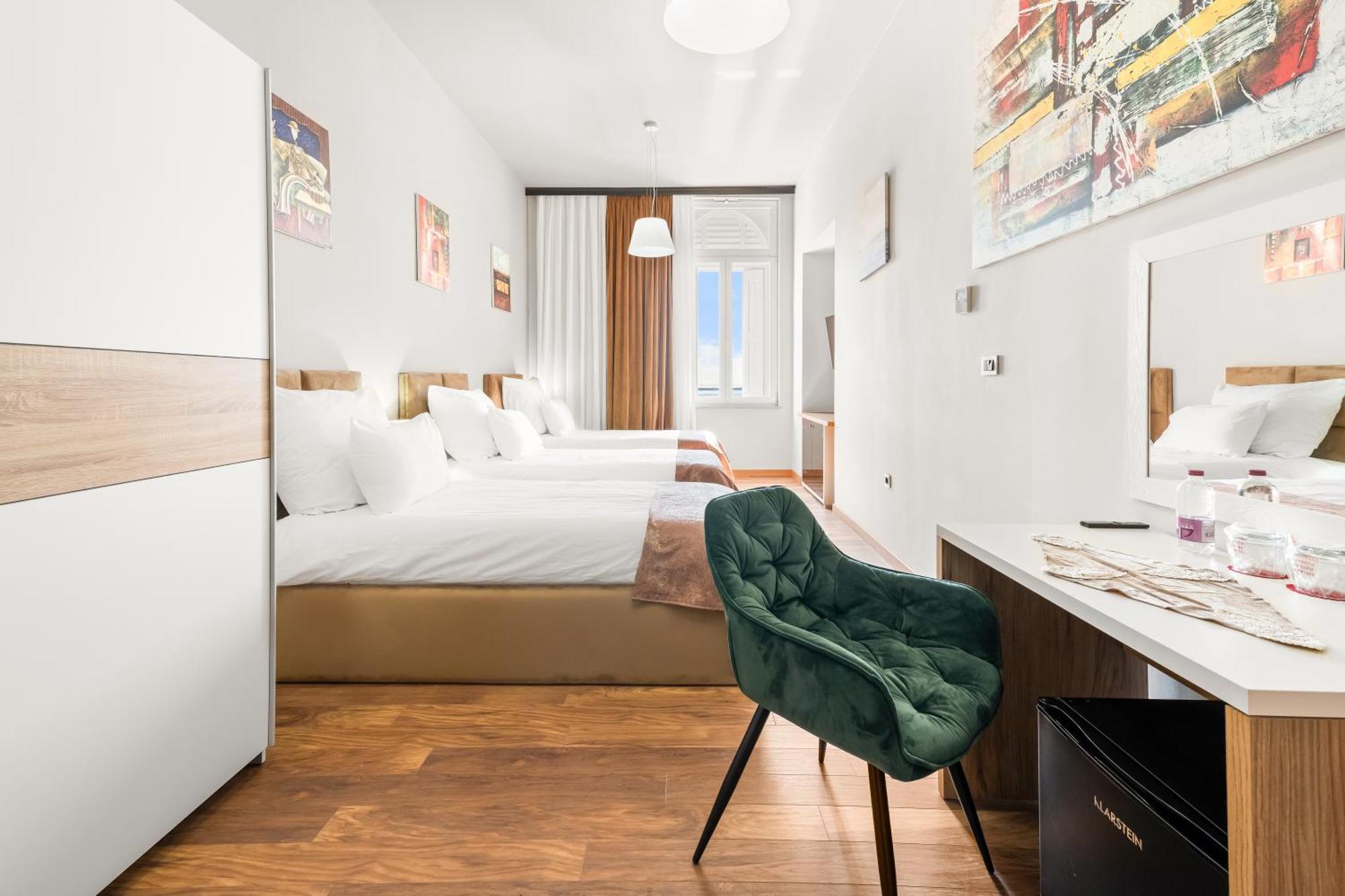 Hotel Dua Residence Пореч Екстер'єр фото