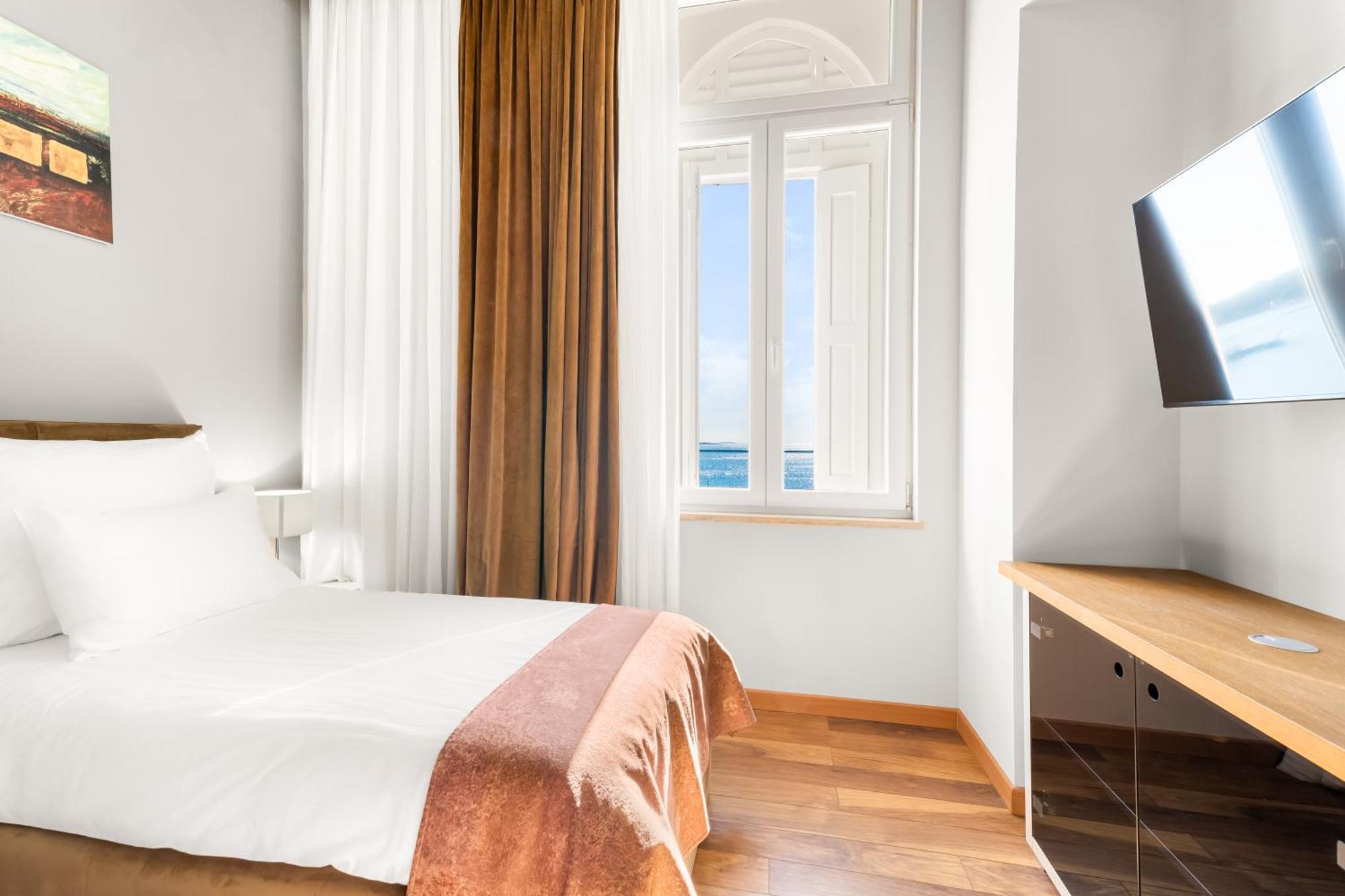 Hotel Dua Residence Пореч Екстер'єр фото